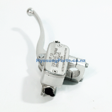 Genuine Daelim Front master Cylinder Assy VL125 VT125